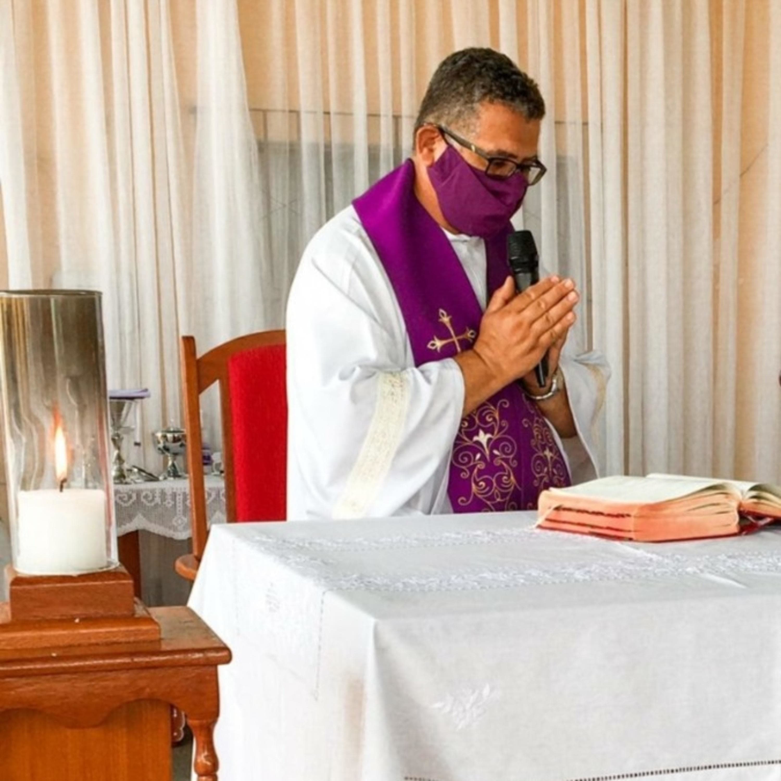 Cover image of A voz do pároco - Padre Nilson José dos Santos da Paróquia São Luiz Gonzaga em Volta Redonda